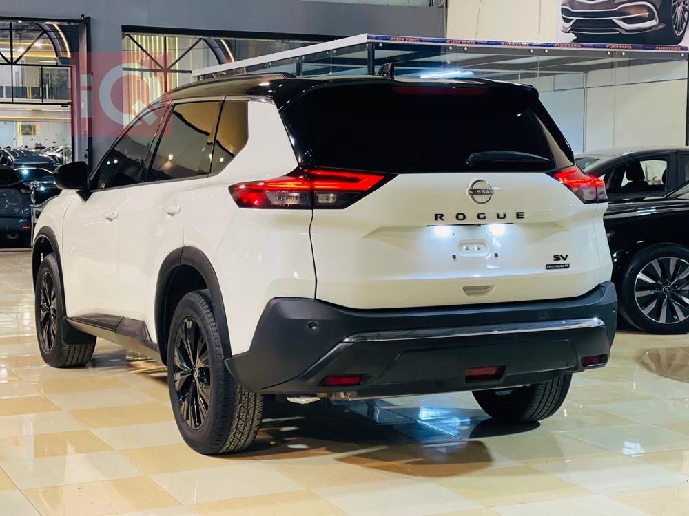 Nissan Rogue
